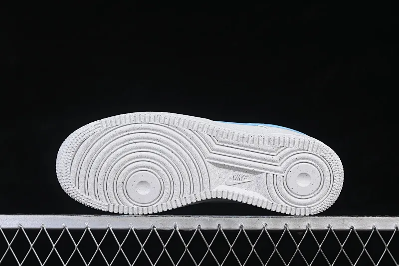 All categories Nk Air Force 1 Air Force series Nk Air Force 1 Low Air Force low top Nike Air Force 1'07 Low white and blue double hook Air Force 1 low top casual sneakers DO9786-100